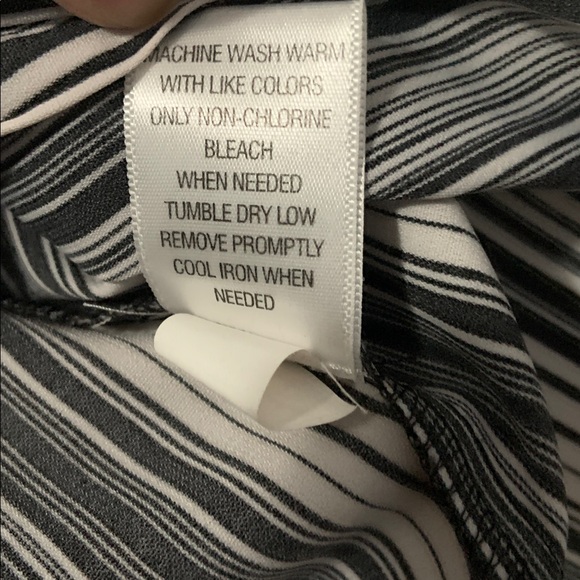 Group of Striped Stretch Blouses size Large - Picture 6 of 7